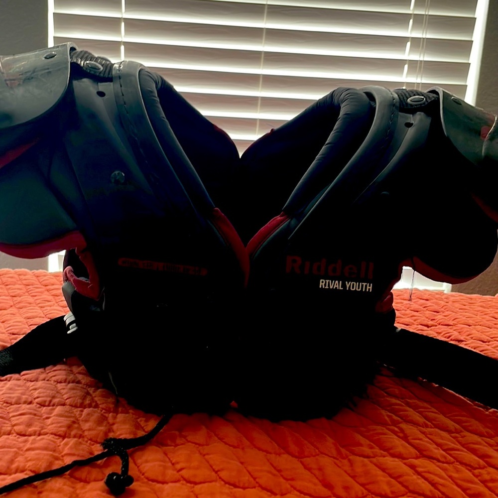 Football pads youth Riddell